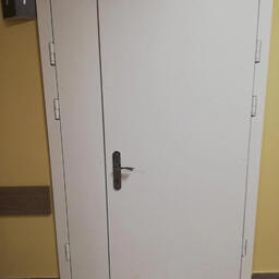 Рентгенозахисні двері