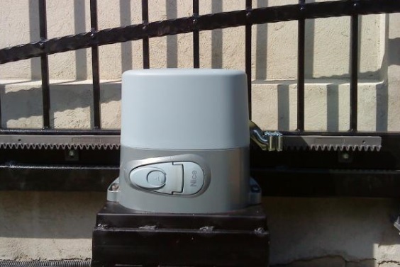 Італійська автоматика для воріт Nice